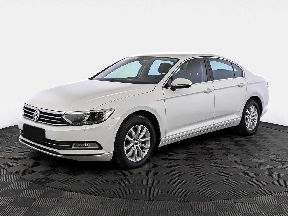 Купить Volkswagen Passat, 2019, 56 357 км.. Посмотреть фото