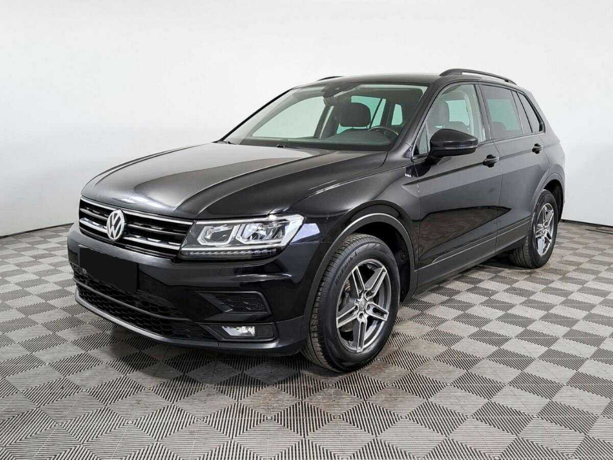 Купить Volkswagen Tiguan, 2019, 103 600 км.. Посмотреть фото
