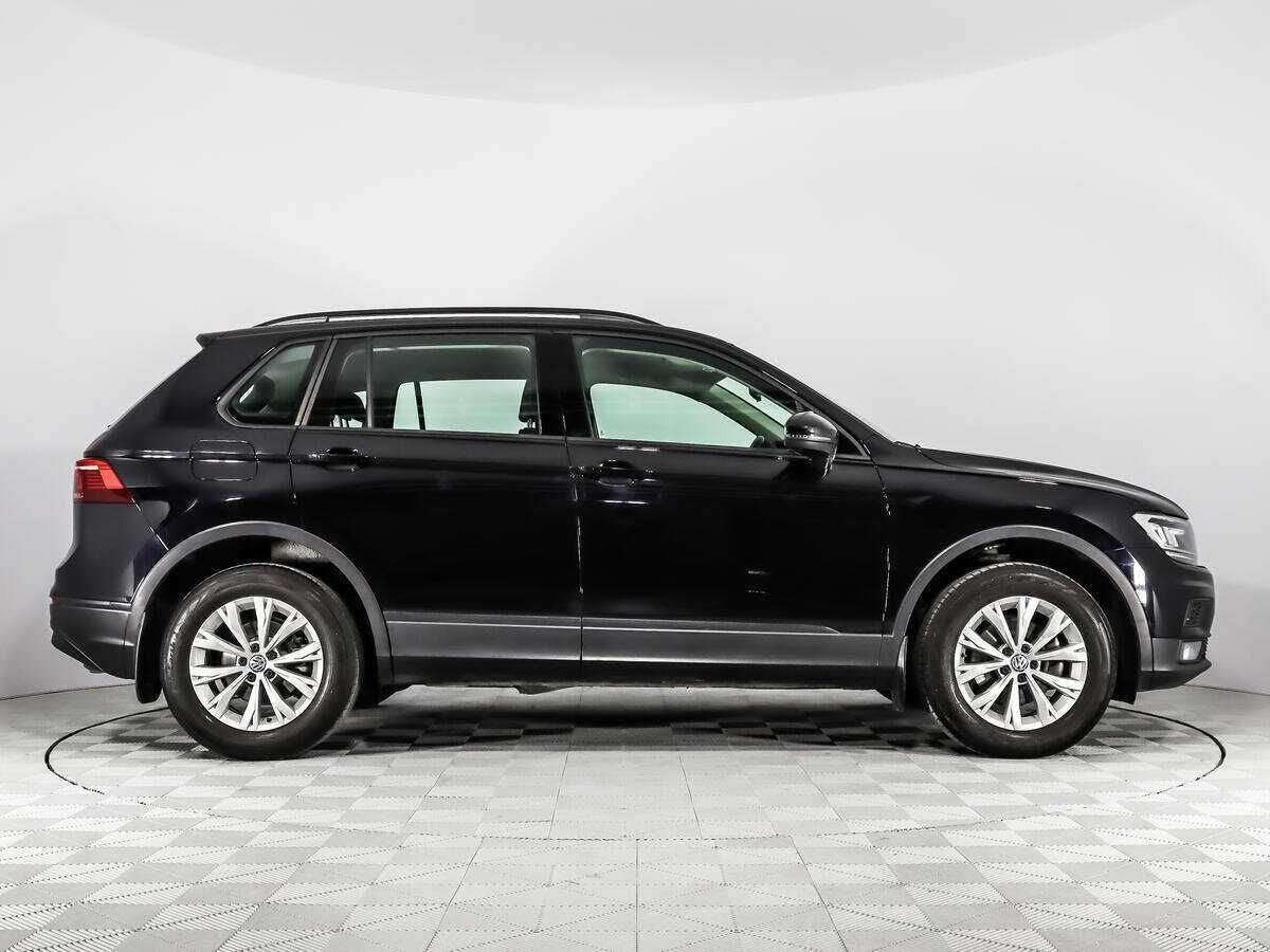 Купить Volkswagen Tiguan, 2019, 81 070 км.. Фото: #3