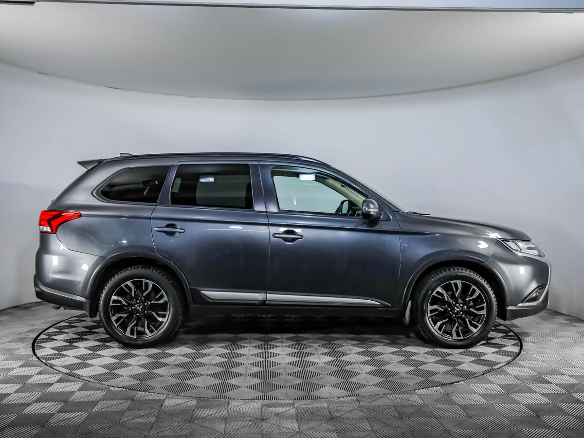Купить Mitsubishi Outlander, 2021, 89 658 км.. Фото: #3