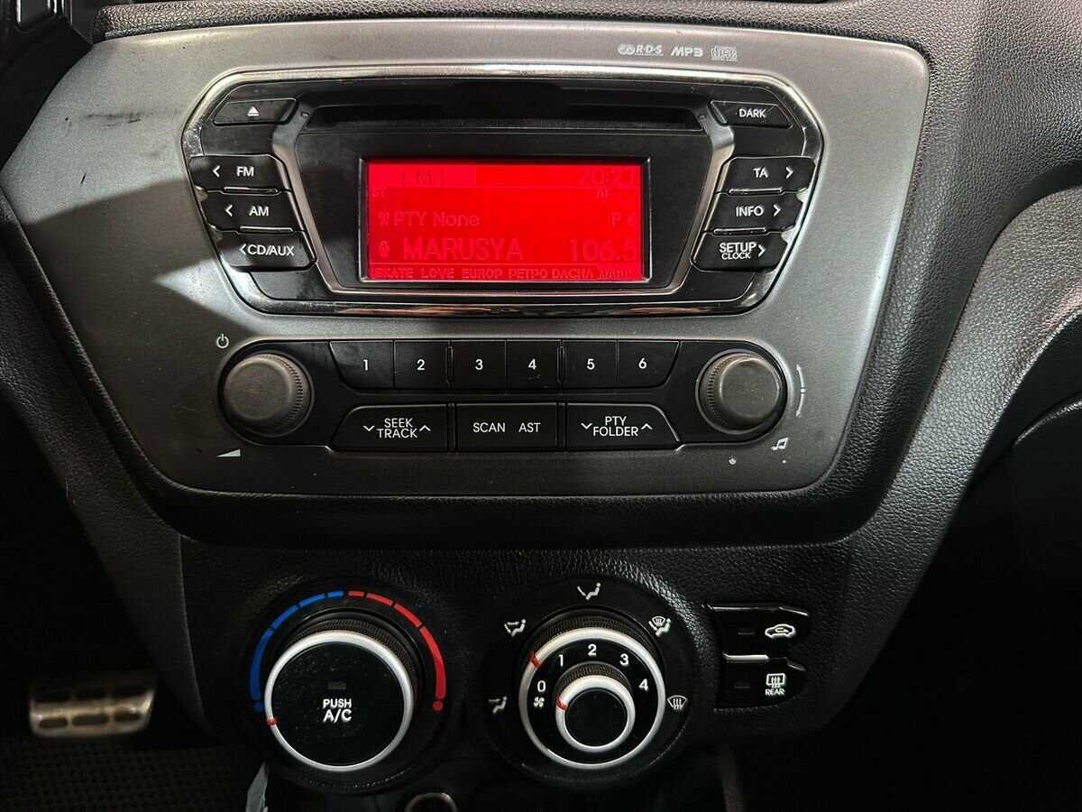 Купить Kia Rio, 2013, 291 042 км.. Фото: #12