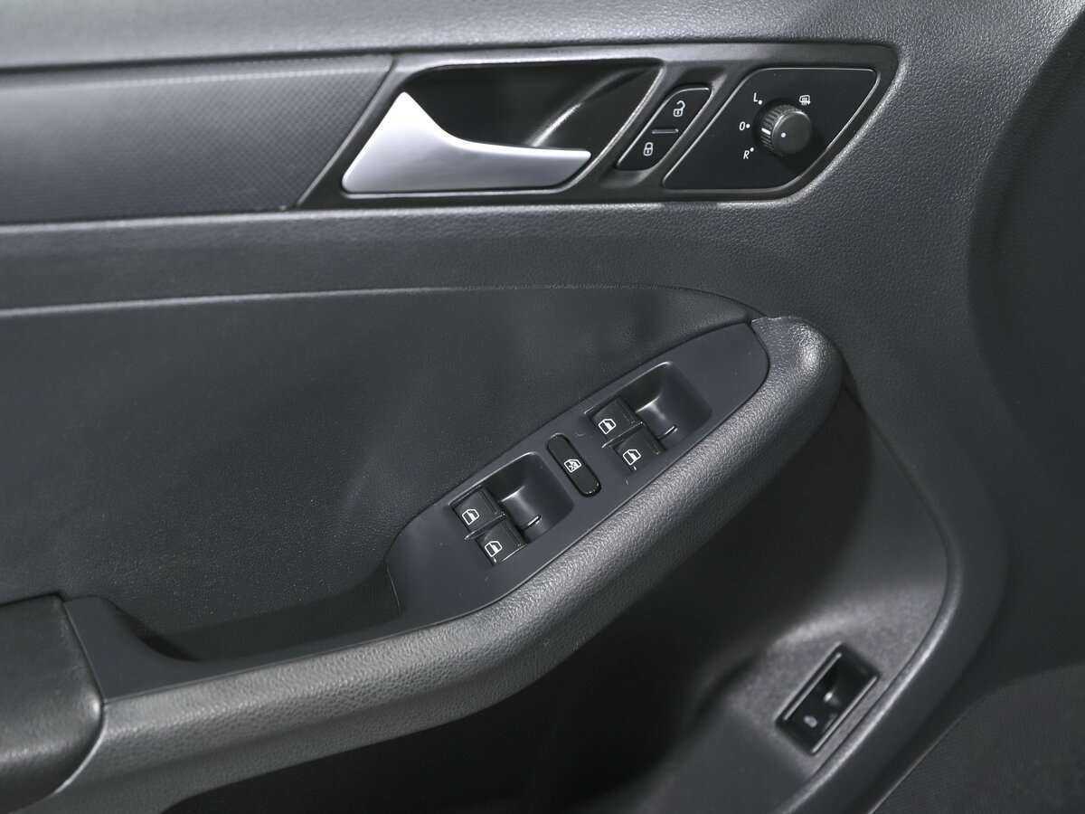 Купить Volkswagen Jetta, 2013, 182 000 км.. Фото: #11