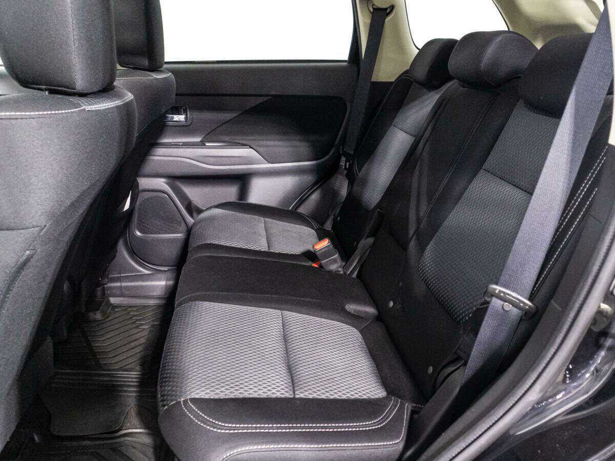 Купить Mitsubishi Outlander, 2020, 96 592 км.. Фото: #9