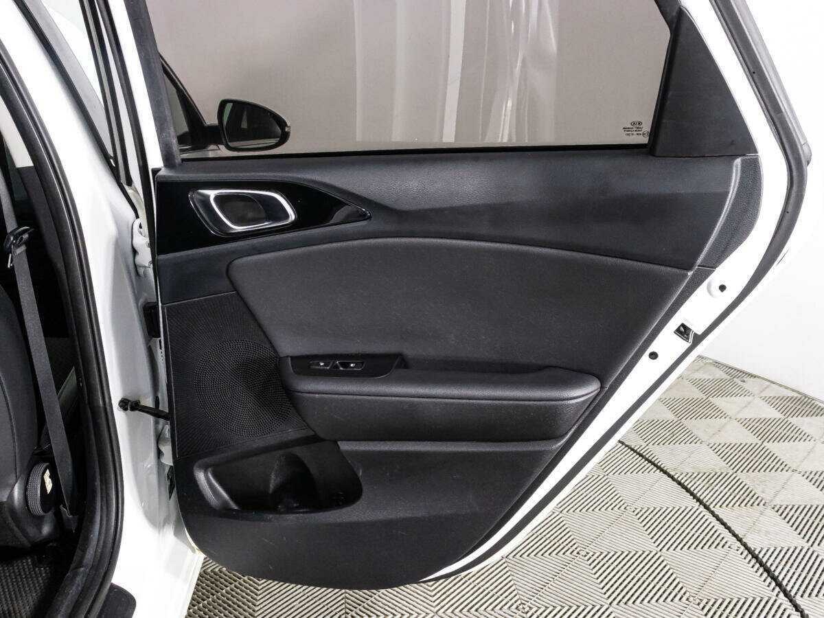 Купить Kia Ceed, 2019, 183 147 км.. Фото: #25
