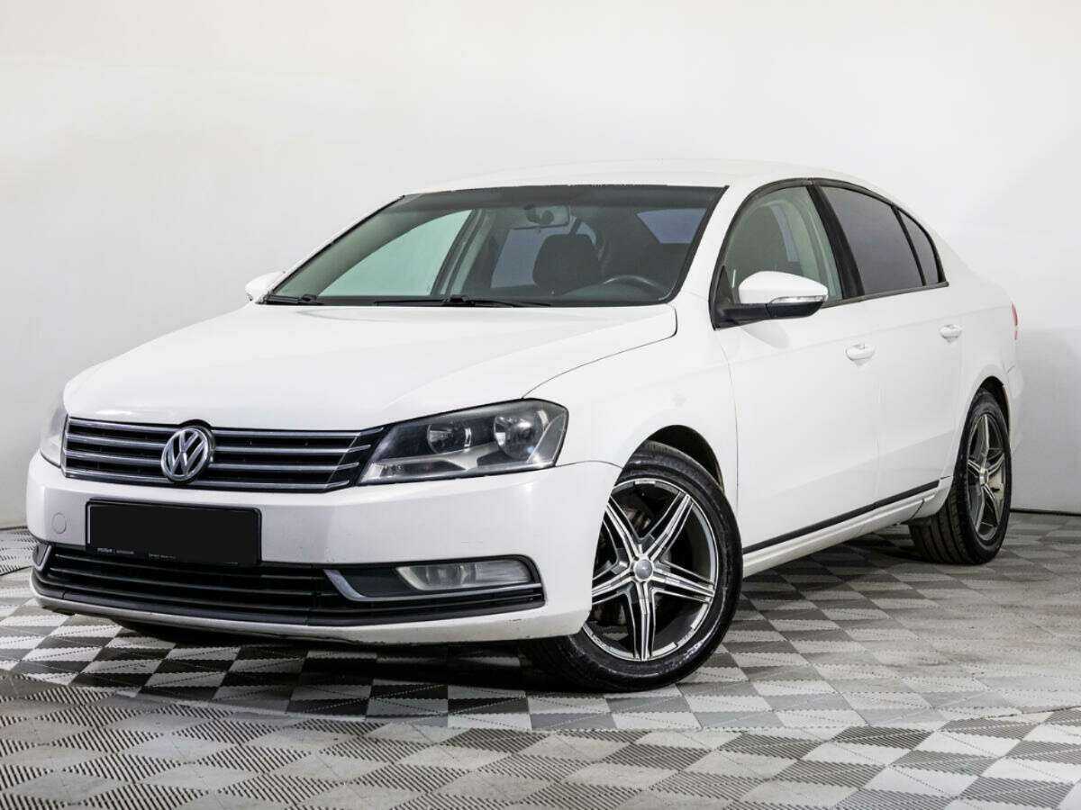 Купить Volkswagen Passat, 2012, 279 510 км.. Посмотреть фото