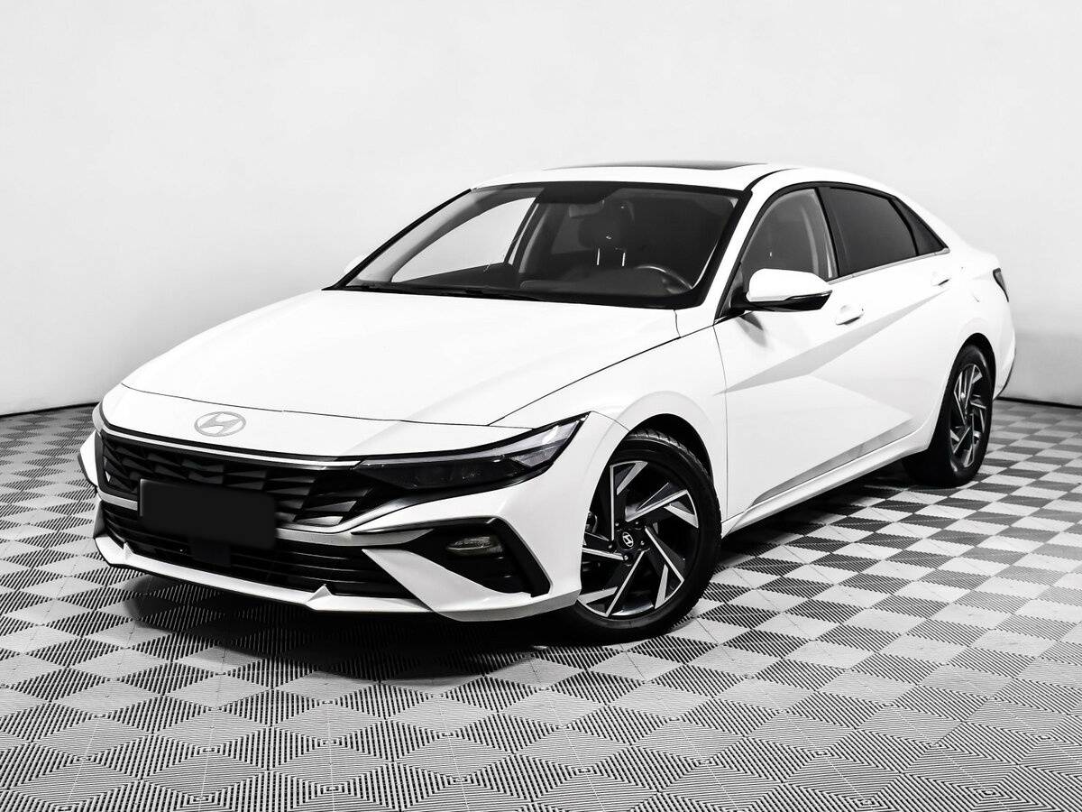 Купить Hyundai Elantra, 2023, 57 075 км.. Посмотреть фото