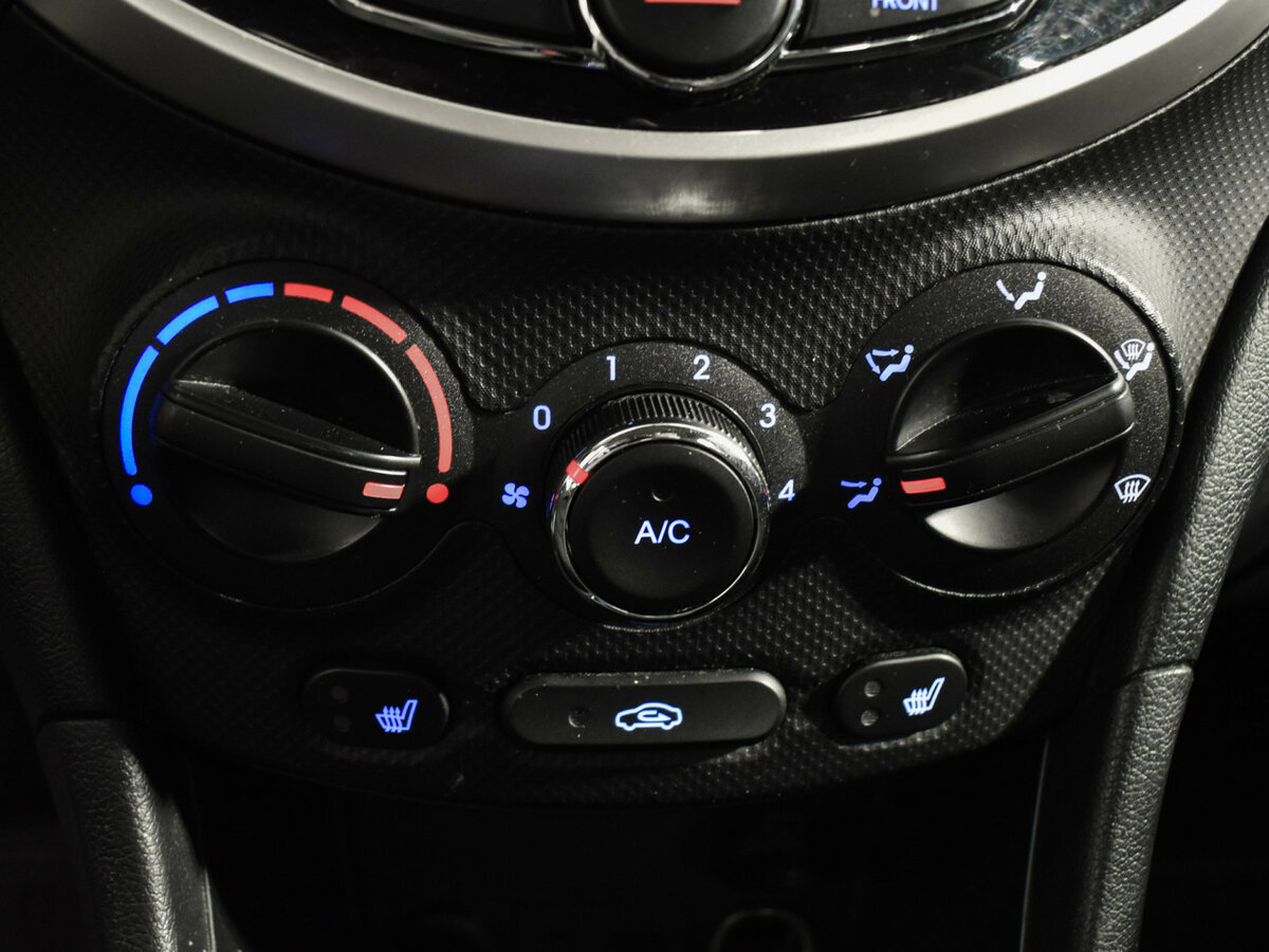 Купить Hyundai Solaris, 2012, 106 000 км.. Фото: #16