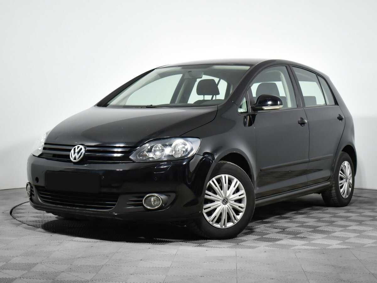 Купить Volkswagen Golf Plus, 2013, 114 765 км.. Посмотреть фото