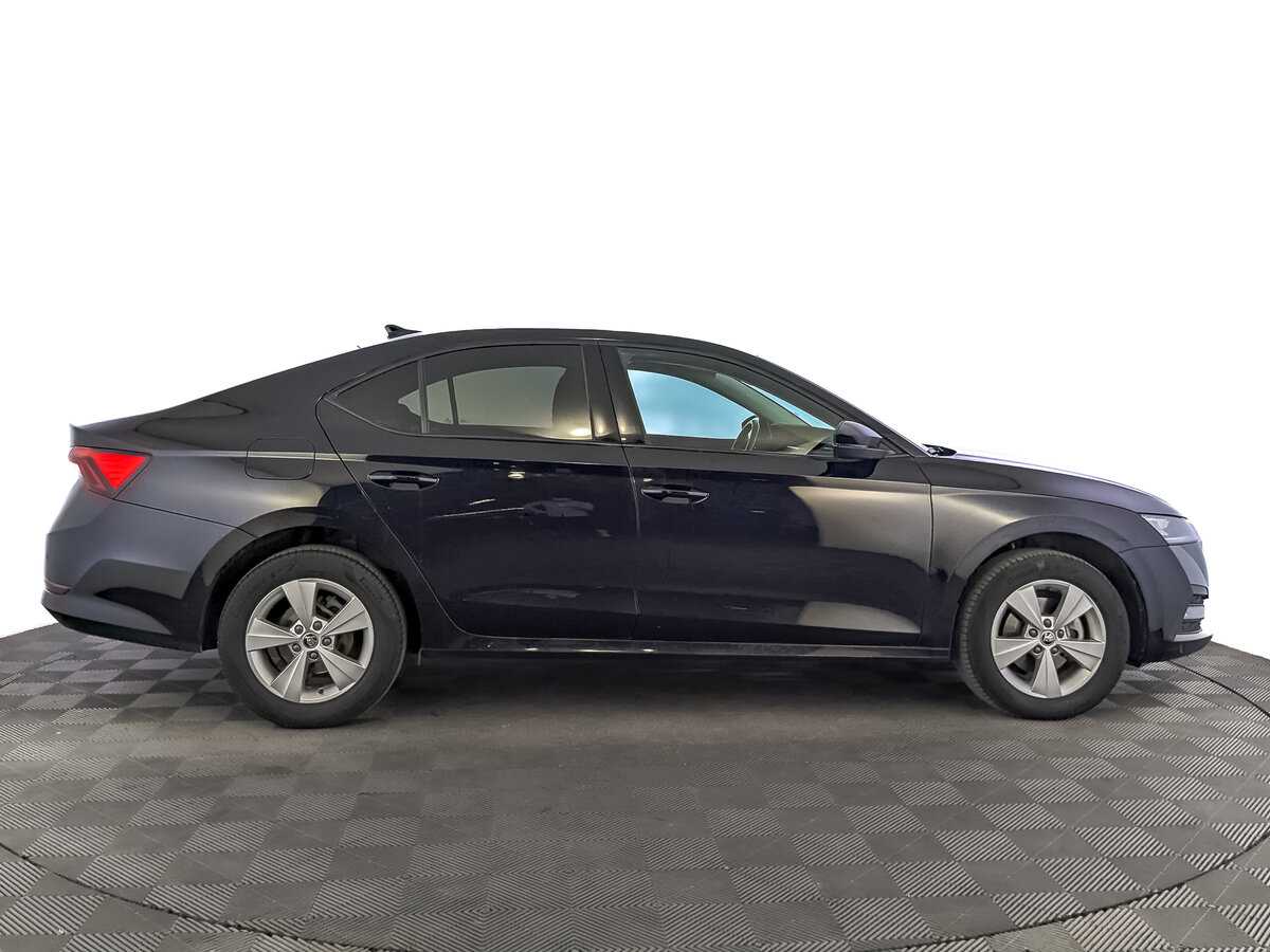 Купить Skoda Octavia, 2021, 111 315 км.. Фото: #3