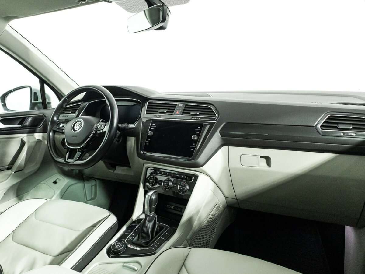 Купить Volkswagen Tiguan, 2018, 136 888 км.. Фото: #8