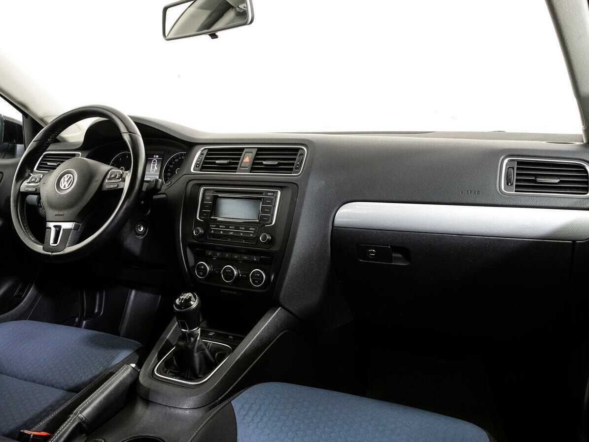 Купить Volkswagen Jetta, 2013, 91 375 км.. Фото: #6