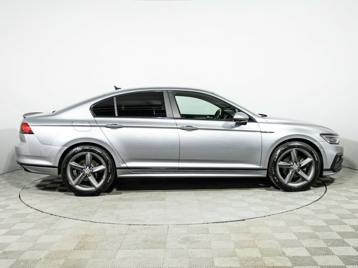 Купить Volkswagen Passat, 2021, 106 606 км.. Фото: #3