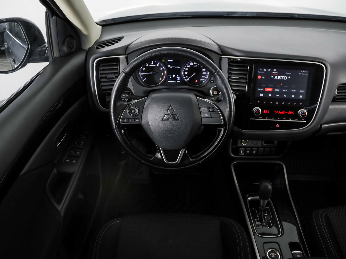 Купить Mitsubishi Outlander, 2021, 89 658 км.. Фото: #10