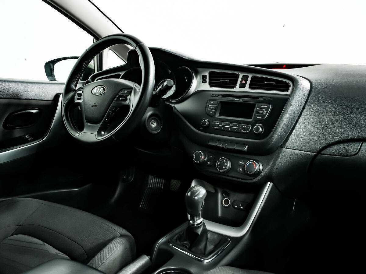 Купить Kia Ceed, 2014, 155 780 км.. Фото: #8