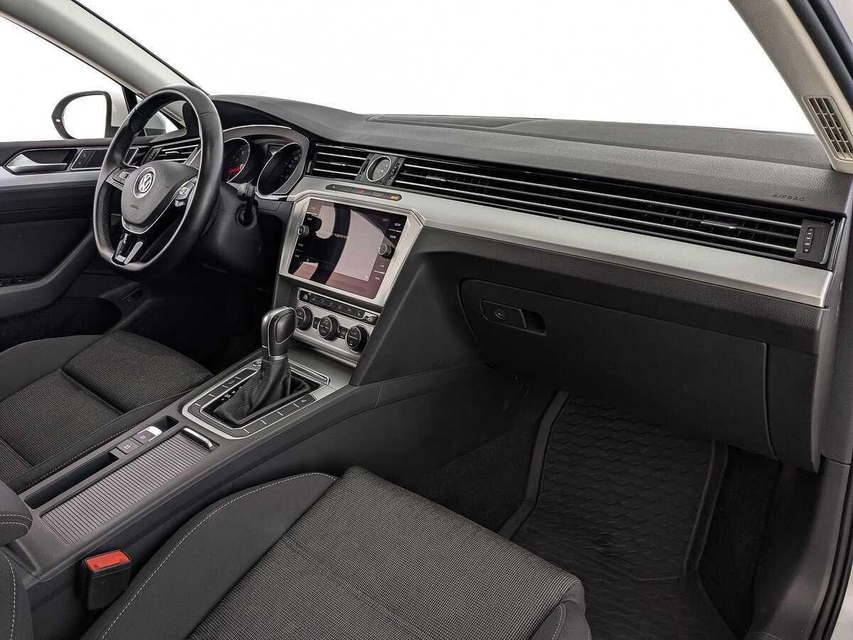 Купить Volkswagen Passat, 2019, 78 524 км.. Фото: #12