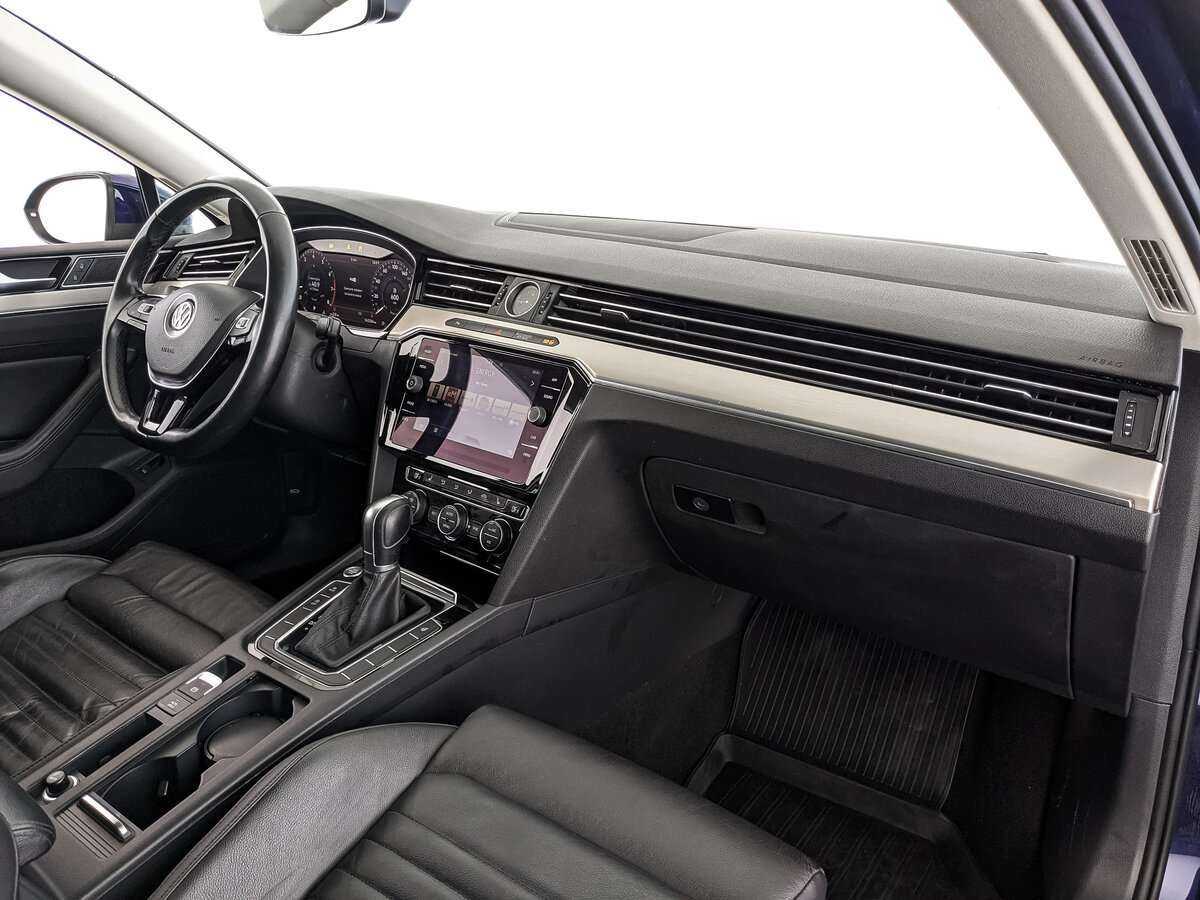 Купить Volkswagen Passat, 2019, 142 327 км.. Фото: #8