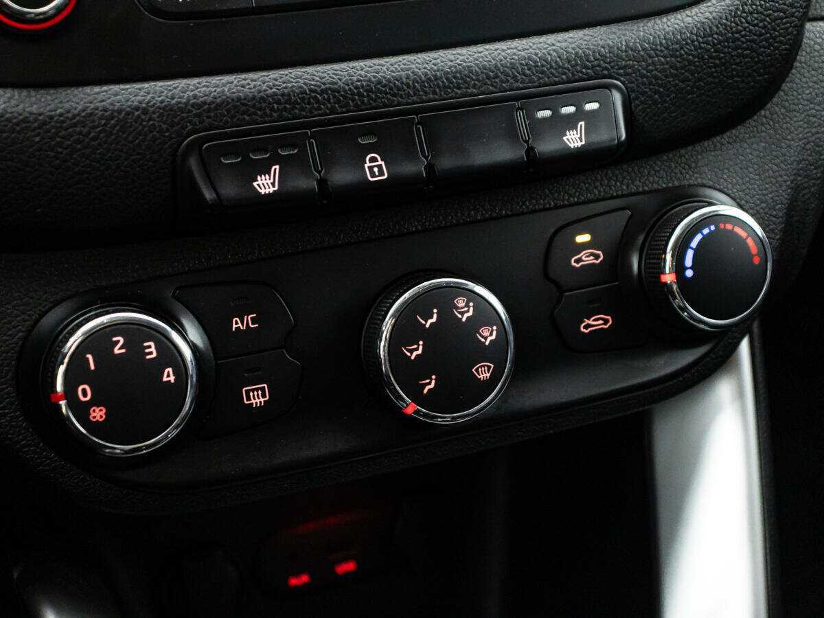 Купить Kia Ceed, 2013, 202 302 км.. Фото: #14