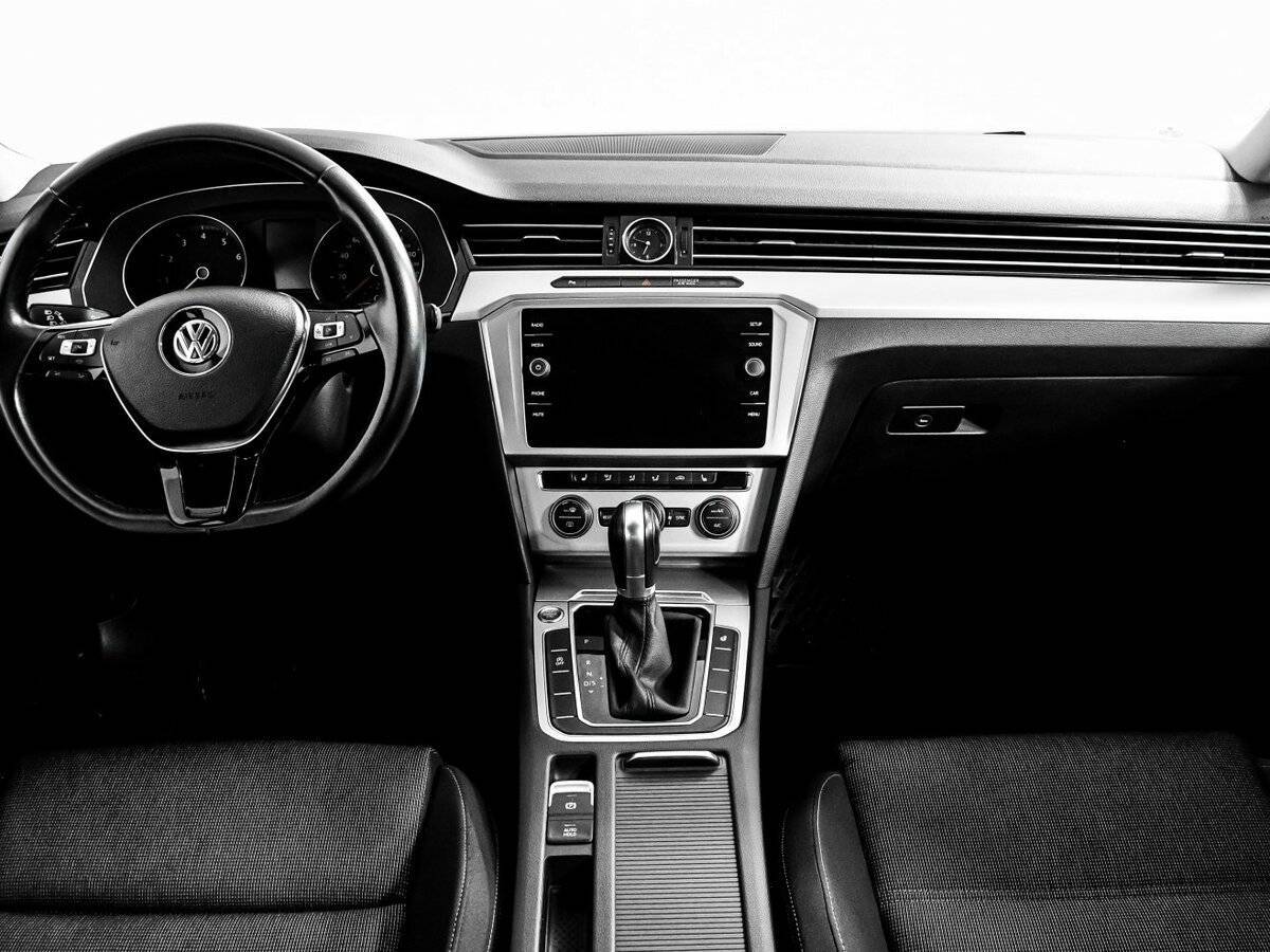 Купить Volkswagen Passat, 2018, 99 000 км.. Фото: #10
