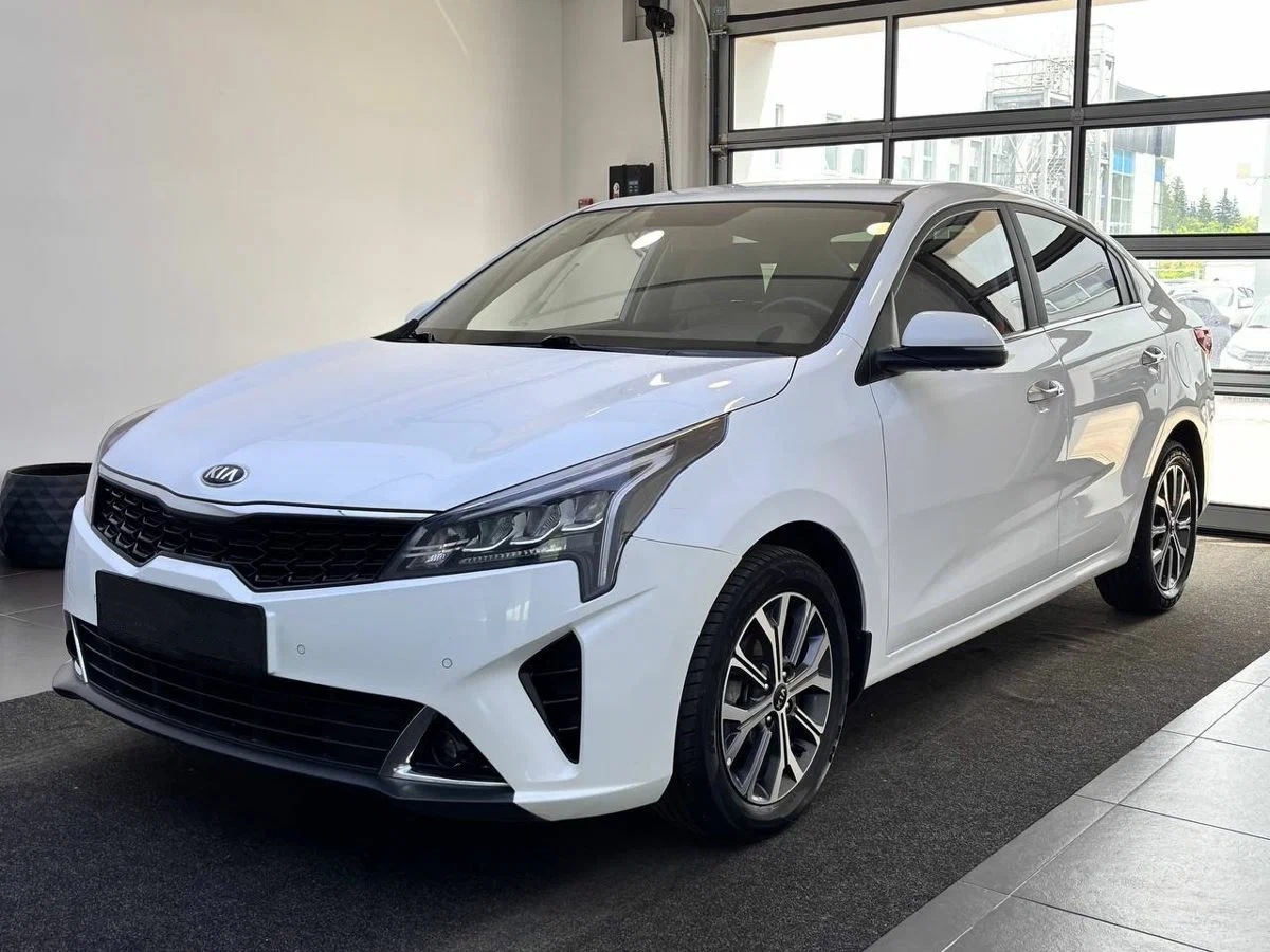 KIA Rio купить в Екатеринбурге