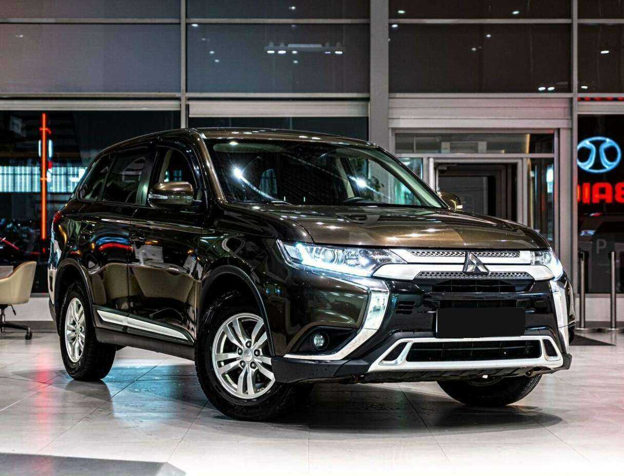 Купить Mitsubishi Outlander, 2018, 98 200 км.. Фото: #1