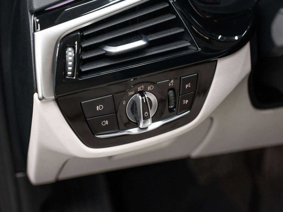 Купить БМВ 5 серии, 2018, 174 500 км.. Фото: #15