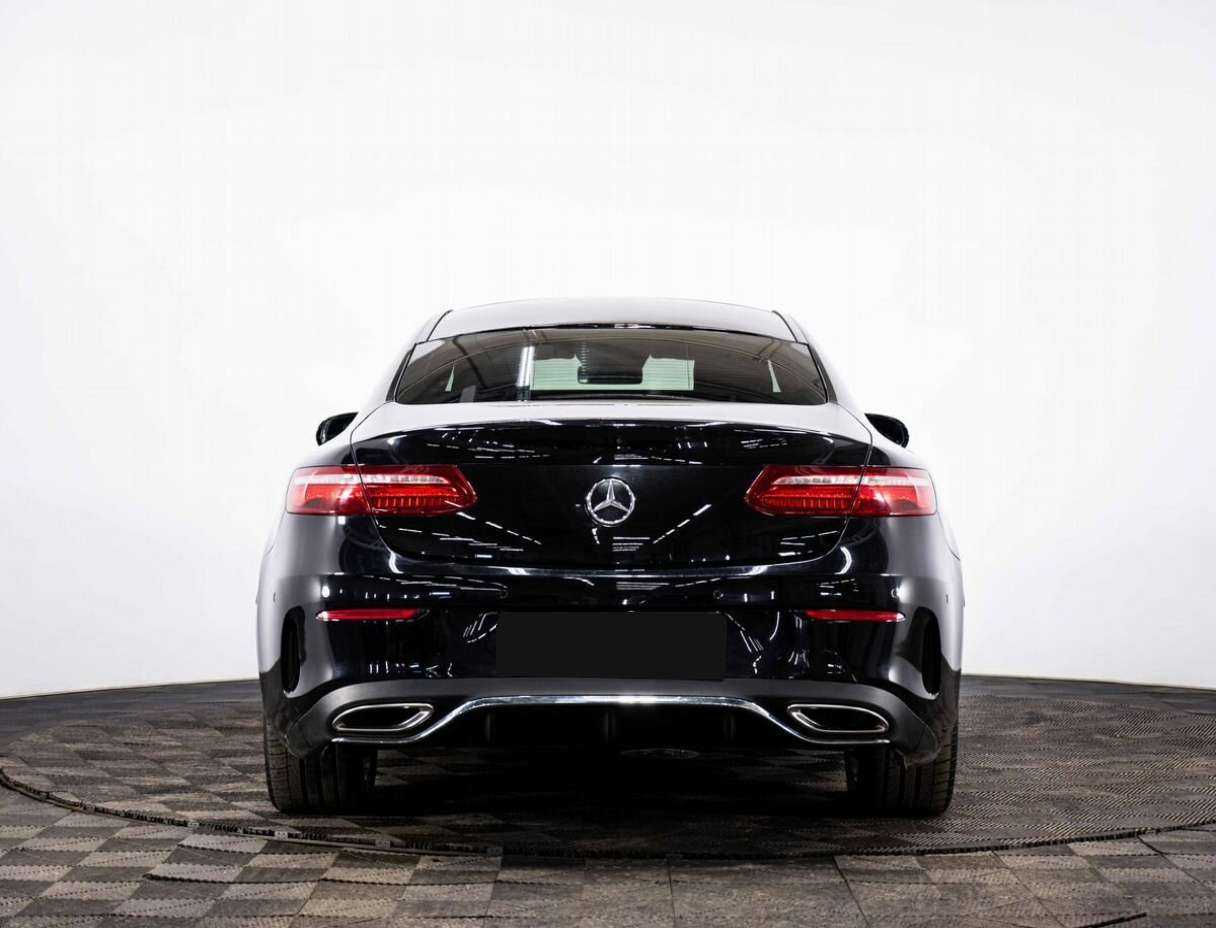 Купить Мерседес-Бенц Е-Класс, 2017, 131 521 км.. Фото: #4