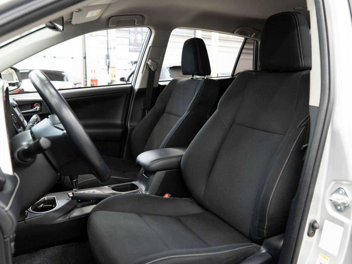 Купить Toyota RAV4, 2016, 45 000 км.. Фото: #5