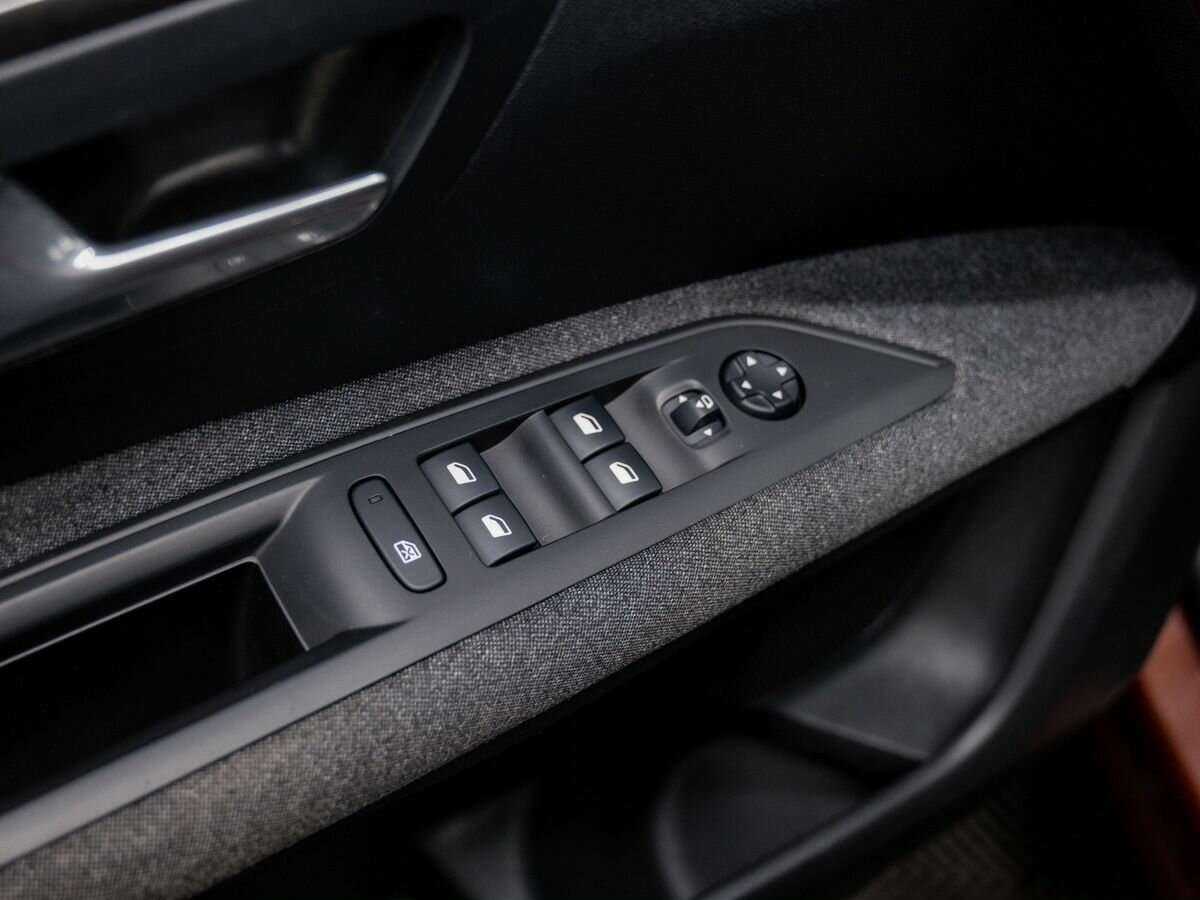 Купить Пежо 3008, 2018, 55 000 км.. Фото: #13