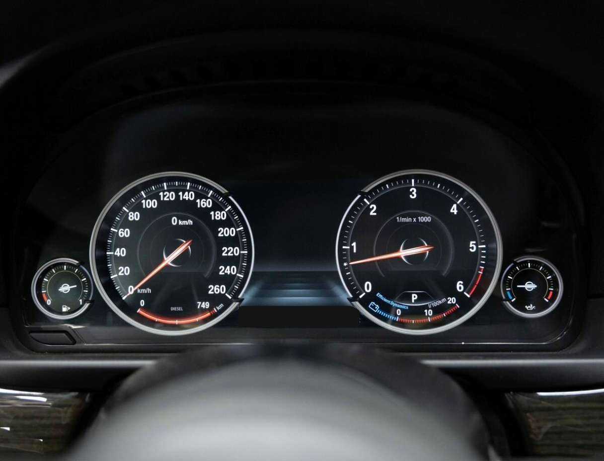 Купить БМВ 5 серии, 2016, 156 000 км.. Фото: #17