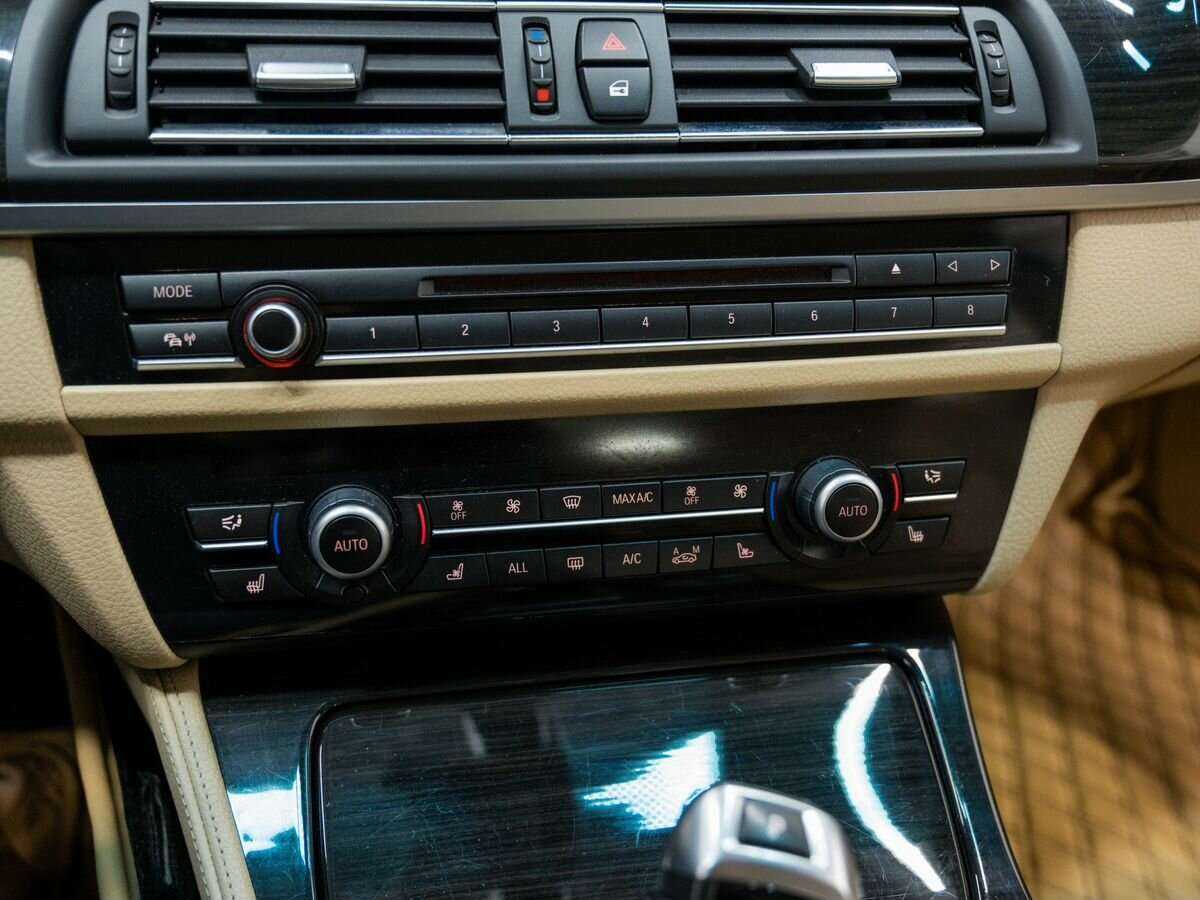 Купить БМВ 5 серии, 2013, 143 241 км.. Фото: #21