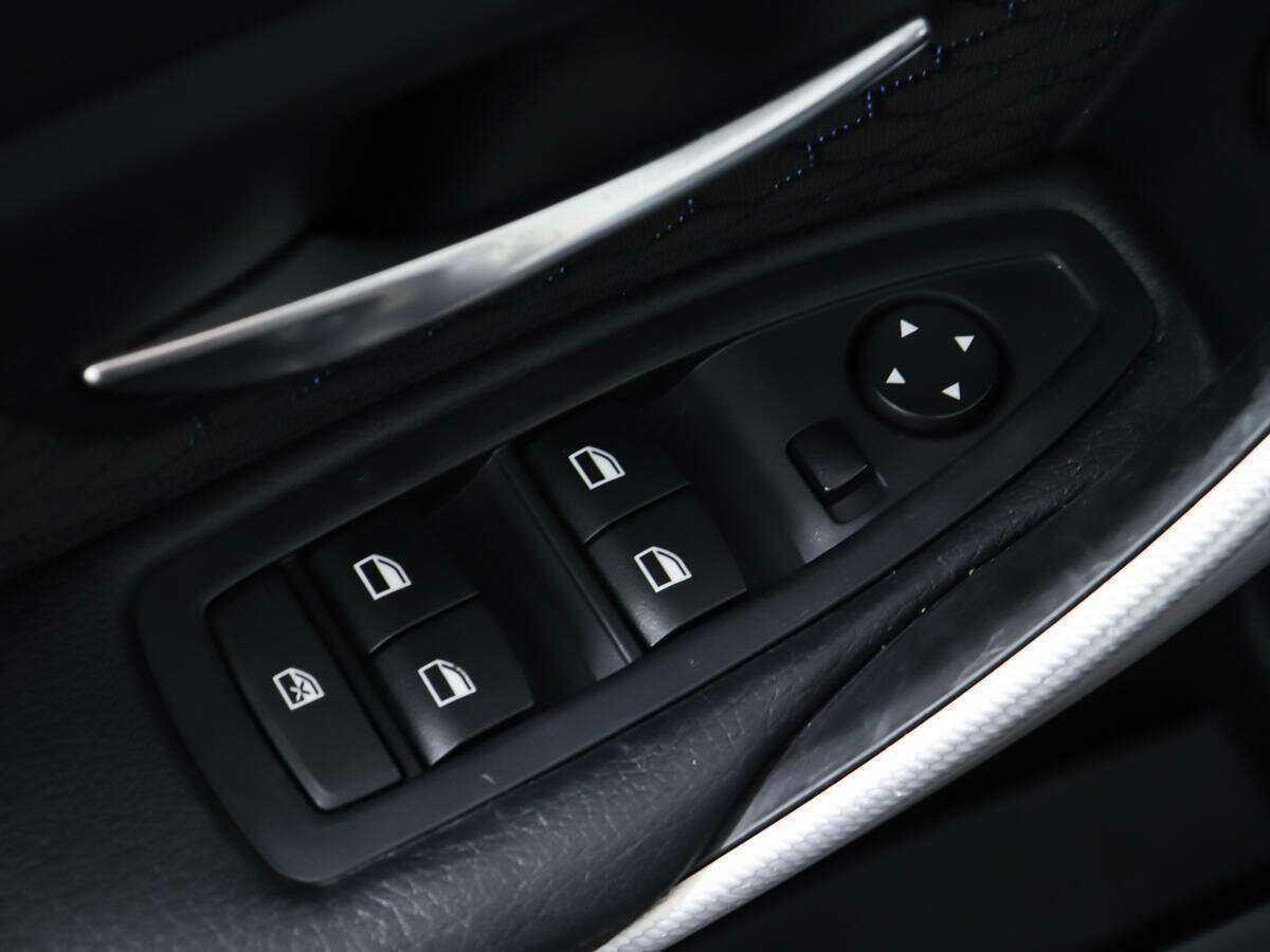 Купить BMW 3 серии, 2013, 78 816 км.. Фото: #13