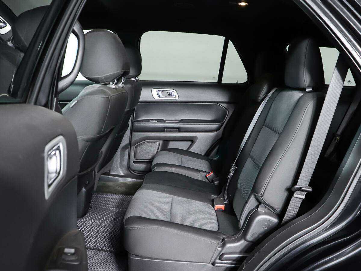 Купить Ford Explorer, 2013, 220 977 км.. Фото: #9