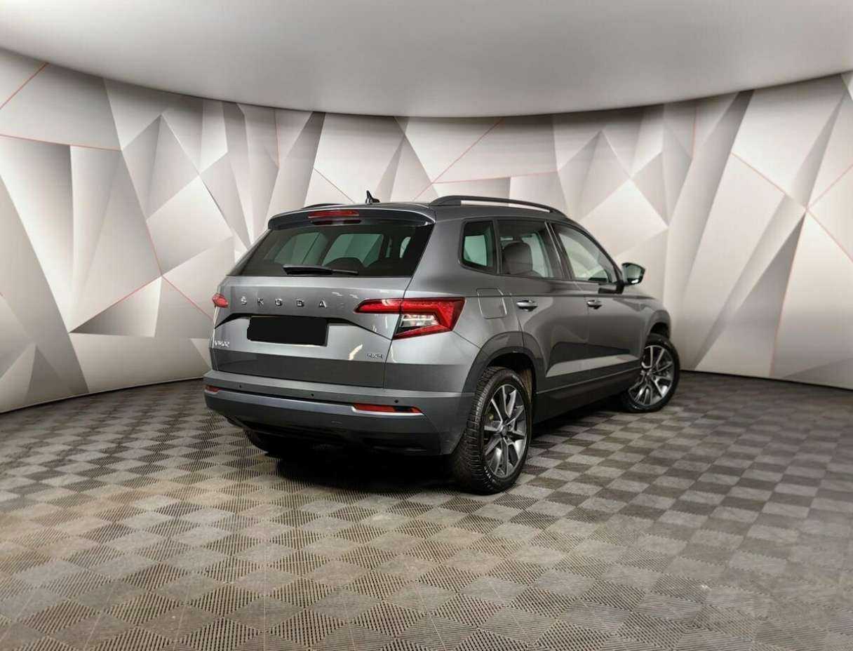 Купить Skoda Karoq, 2020, 85 622 км.. Фото: #1