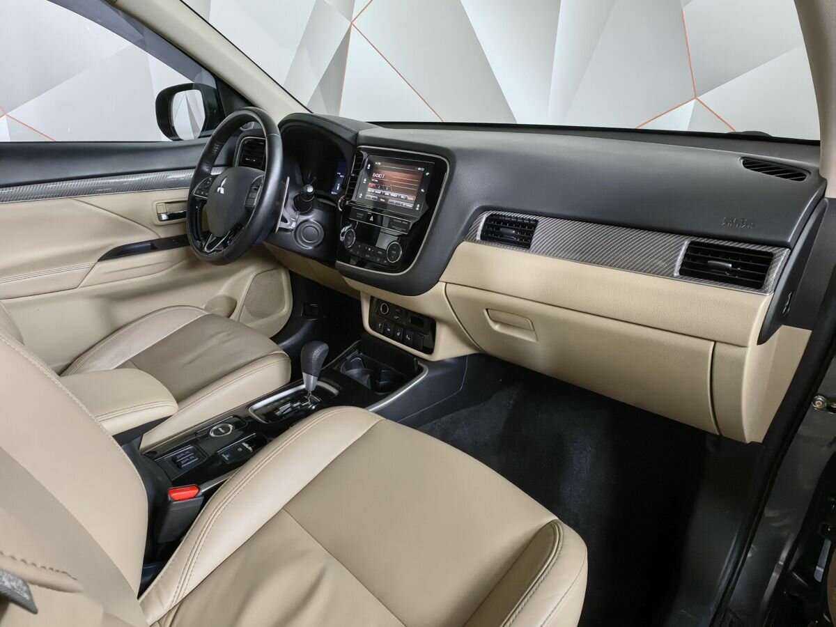 Купить Mitsubishi Outlander, 2019, 62 238 км.. Фото: #8