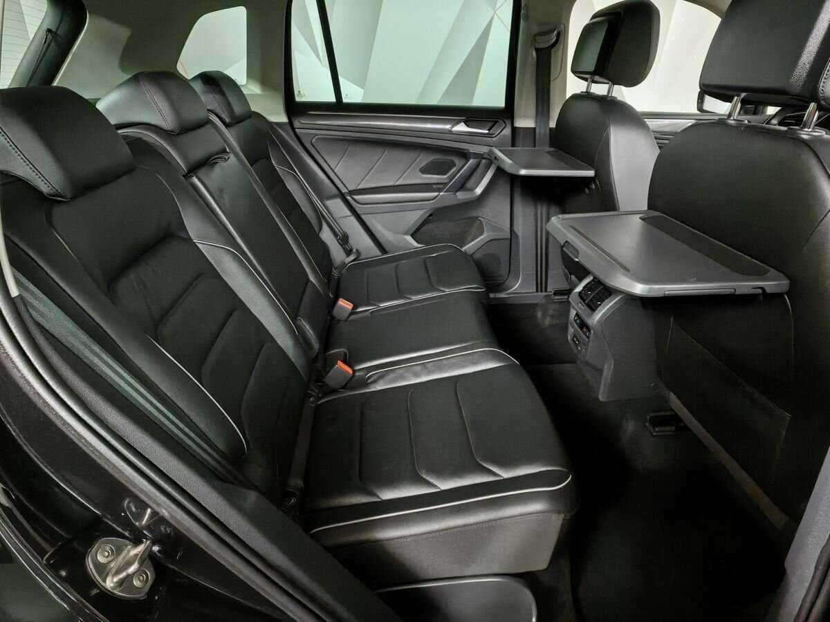 Купить Volkswagen Tiguan, 2018, 73 874 км.. Фото: #9