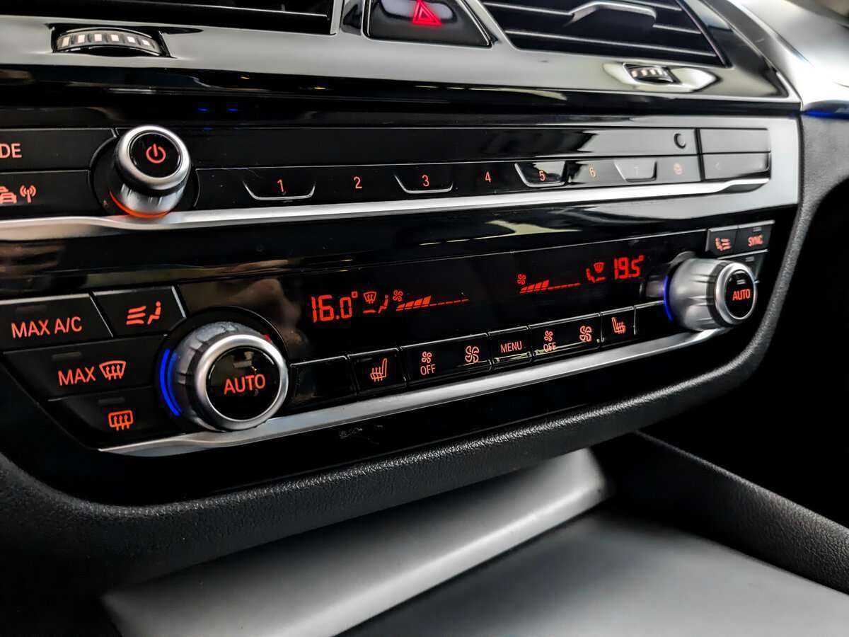 Купить БМВ 5 серии, 2018, 239 016 км.. Фото: #21