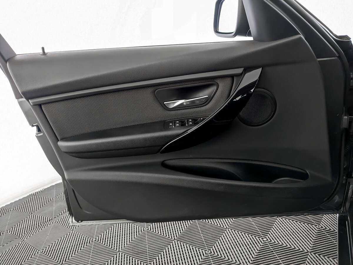 Купить BMW 3 серии, 2018, 89 082 км.. Фото: #18