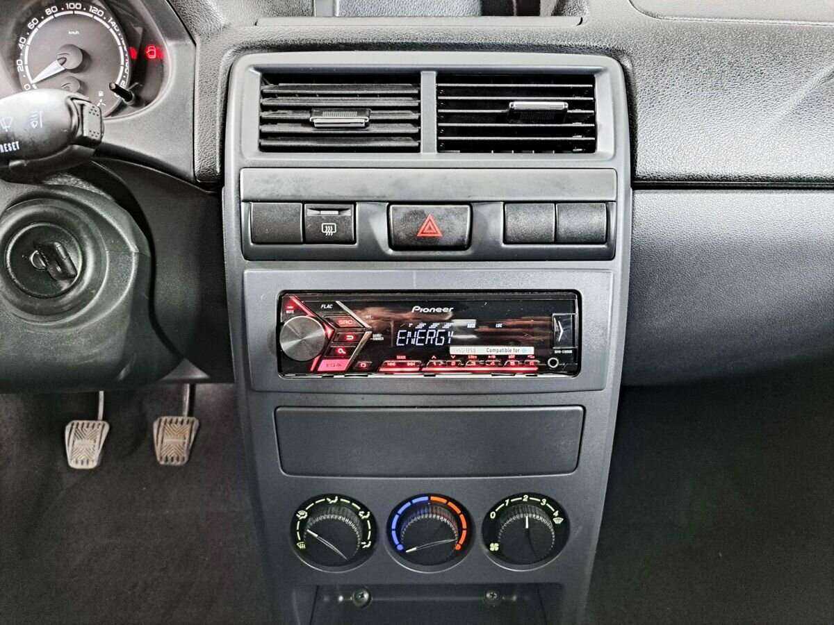 Купить Lada (ВАЗ) Priora, 2017, 84 267 км.. Фото: #12