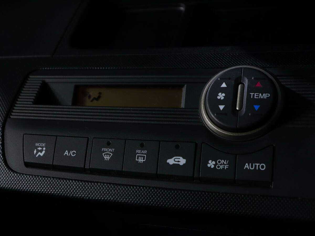 Купить Хонда Фрид, 2012, 186 488 км.. Фото: #14