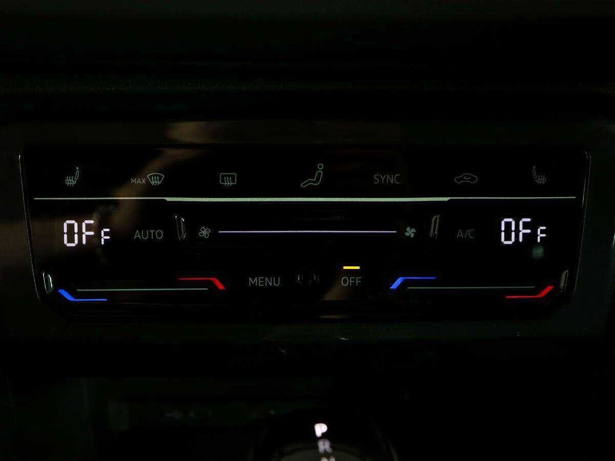 Купить Volkswagen Tiguan, 2020, 43 933 км.. Фото: #18