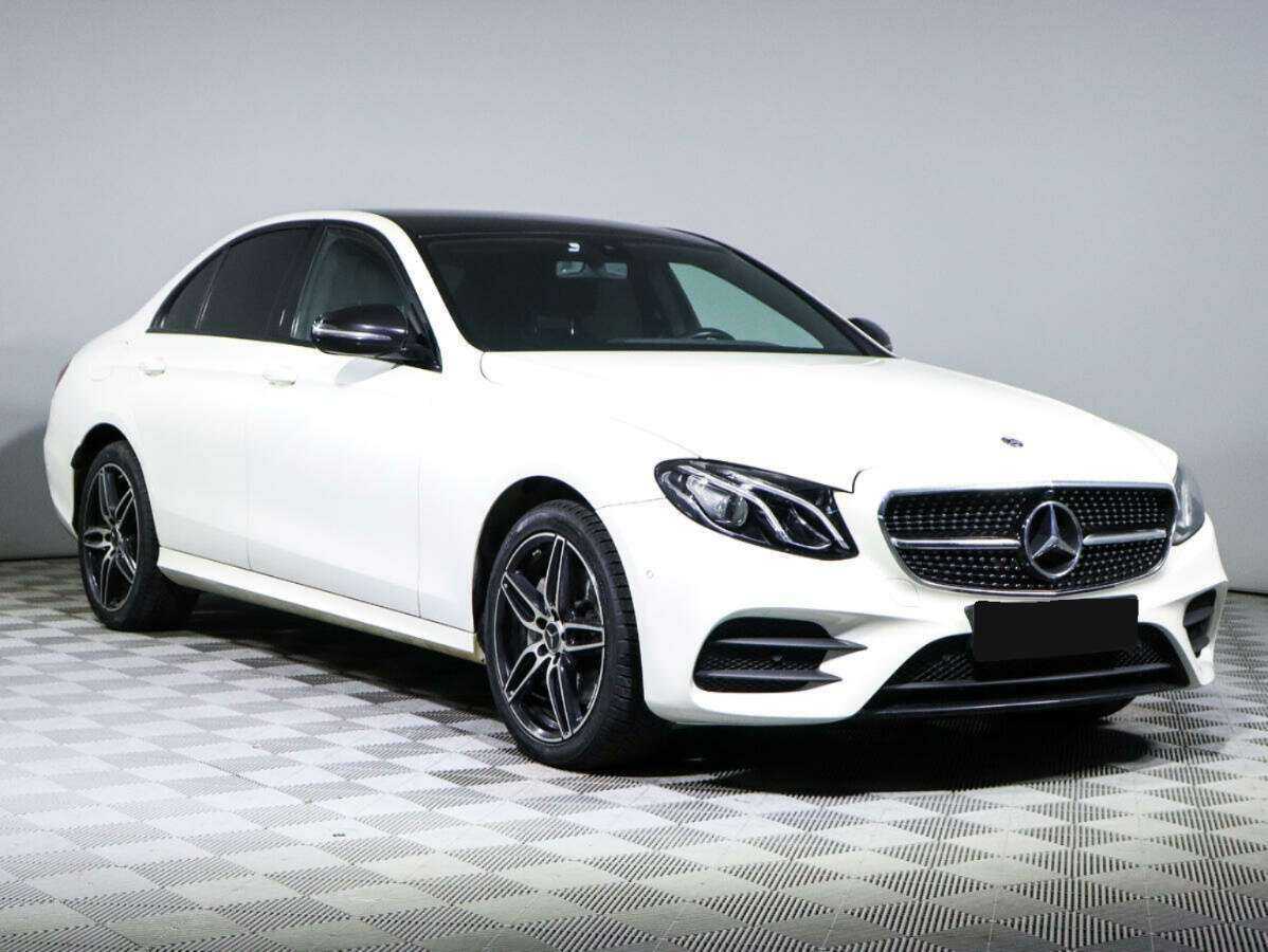 Купить Mercedes-Benz E-Класс, 2017, 81 759 км.. Фото: #2