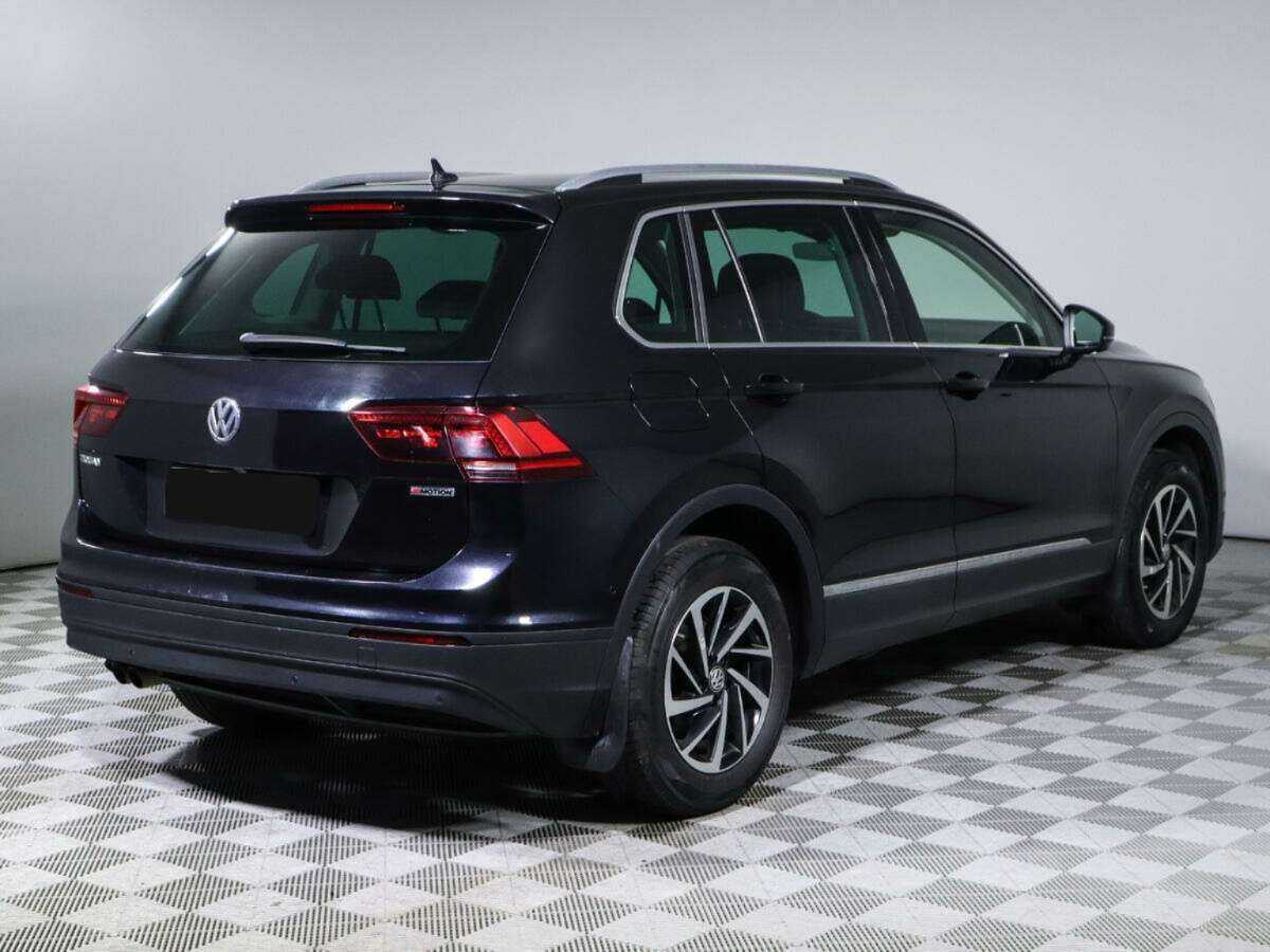 Купить Volkswagen Tiguan, 2018, 101 360 км.. Фото: #2