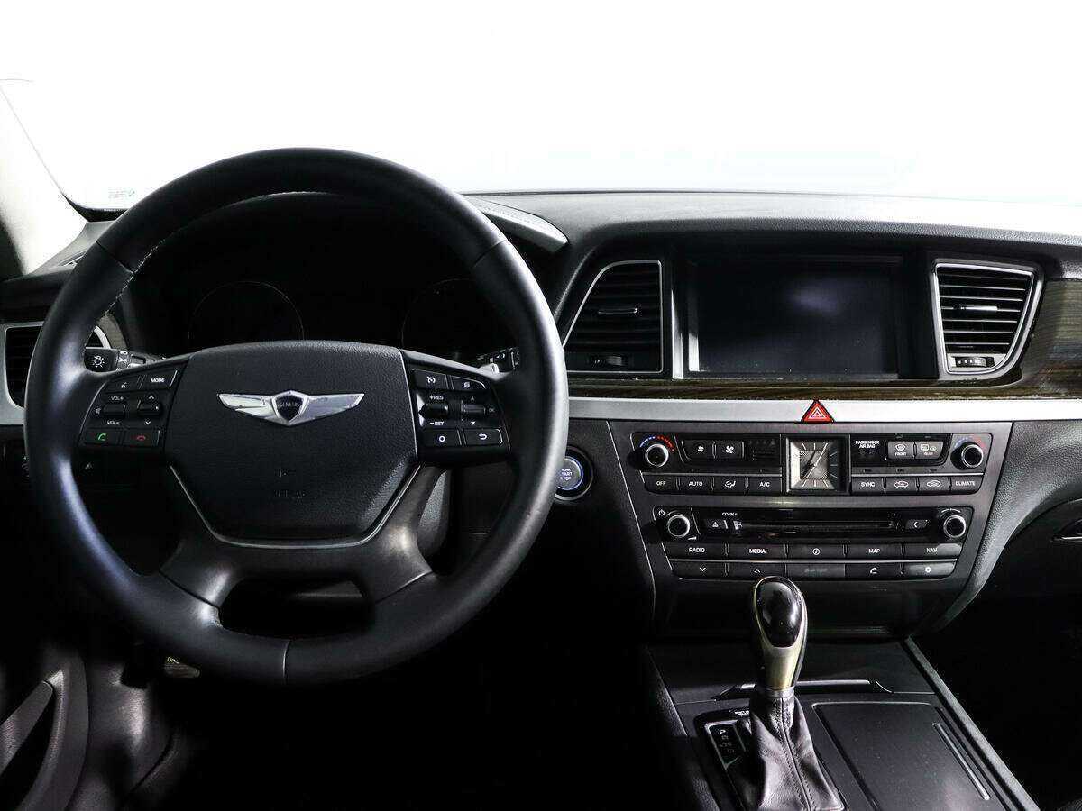 Купить Hyundai Genesis, 2014, 223 227 км.. Фото: #10