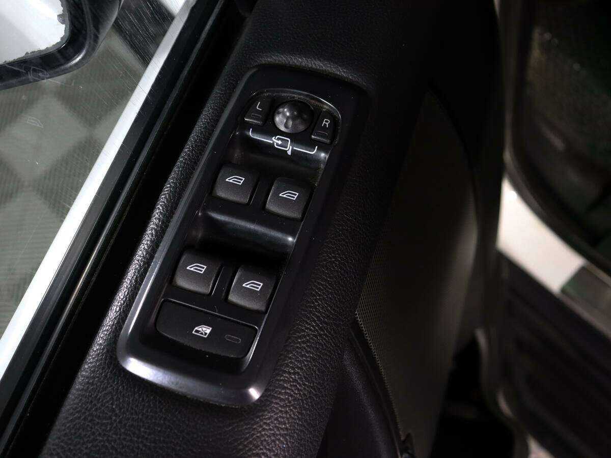 Купить Land Rover Discovery, 2013, 222 266 км.. Фото: #16