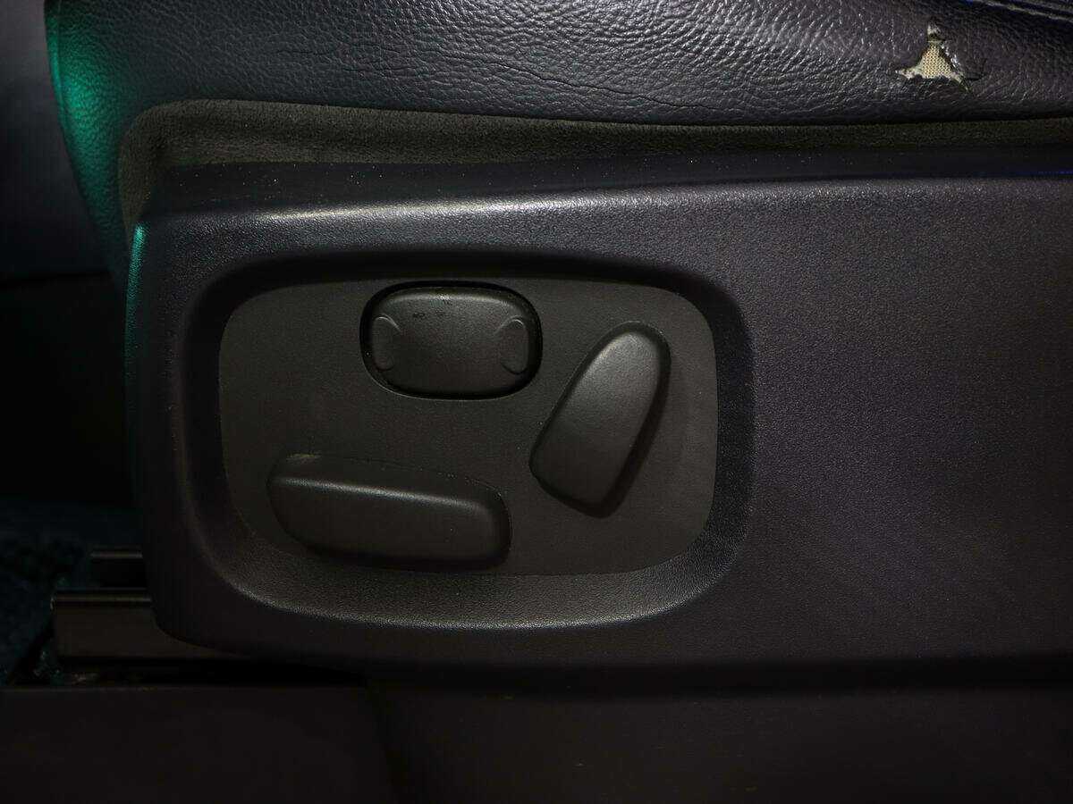 Купить Land Rover Discovery, 2013, 222 266 км.. Фото: #17