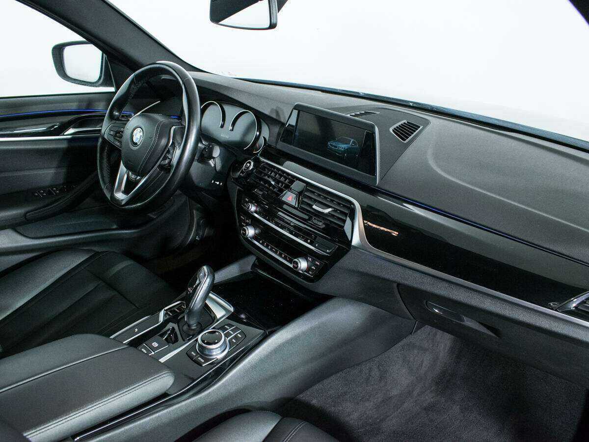 Купить BMW 5 серии, 2018, 122 580 км.. Фото: #6