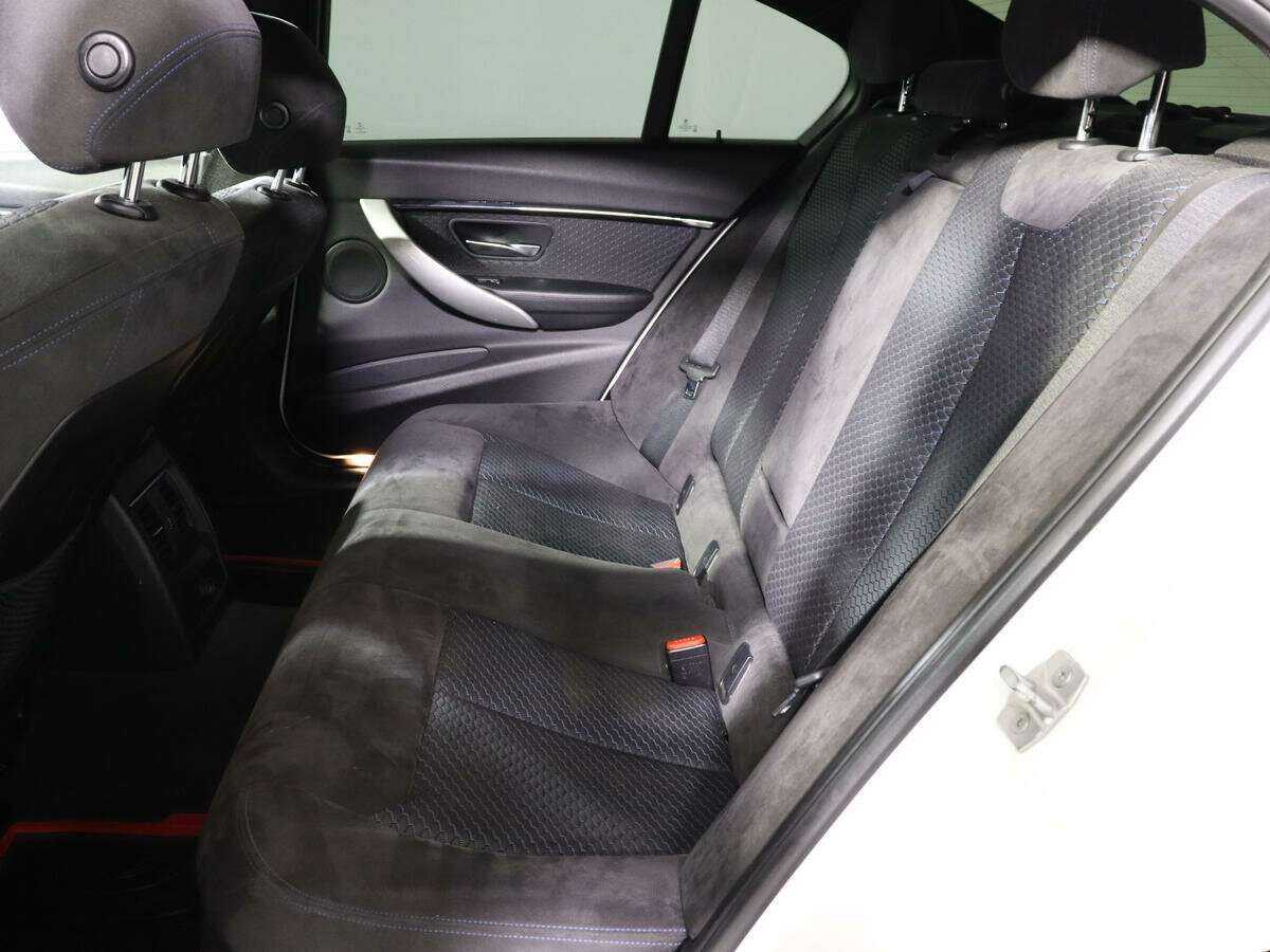 Купить БМВ 3 серии, 2016, 139 605 км.. Фото: #9