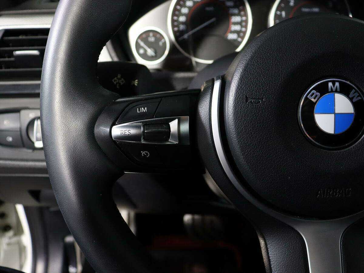 Купить БМВ 3 серии, 2016, 139 605 км.. Фото: #18