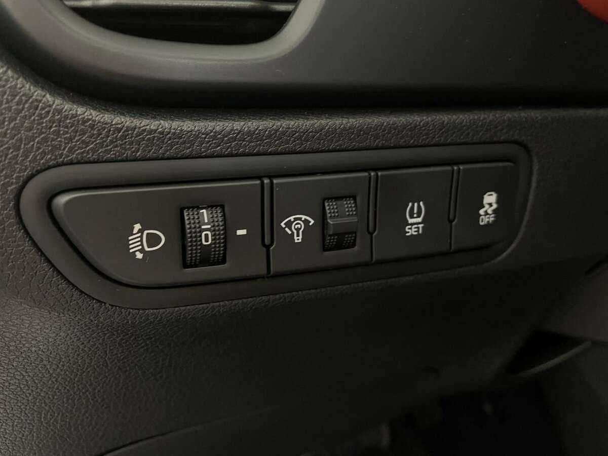 Купить Kia Rio, 2021, 30 824 км.. Фото: #8