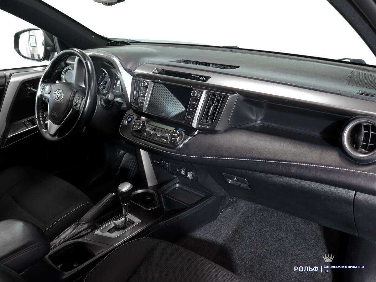 Купить Toyota RAV4, 2019, 109 423 км.. Фото: #7